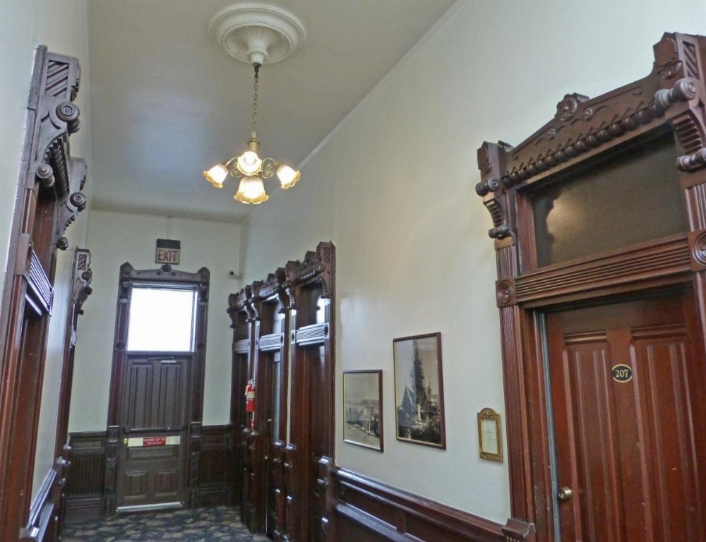 Victorian Inn Image 43